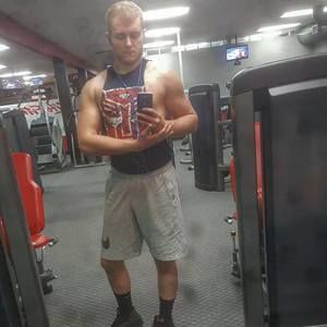 Meet your Posher, Zachary